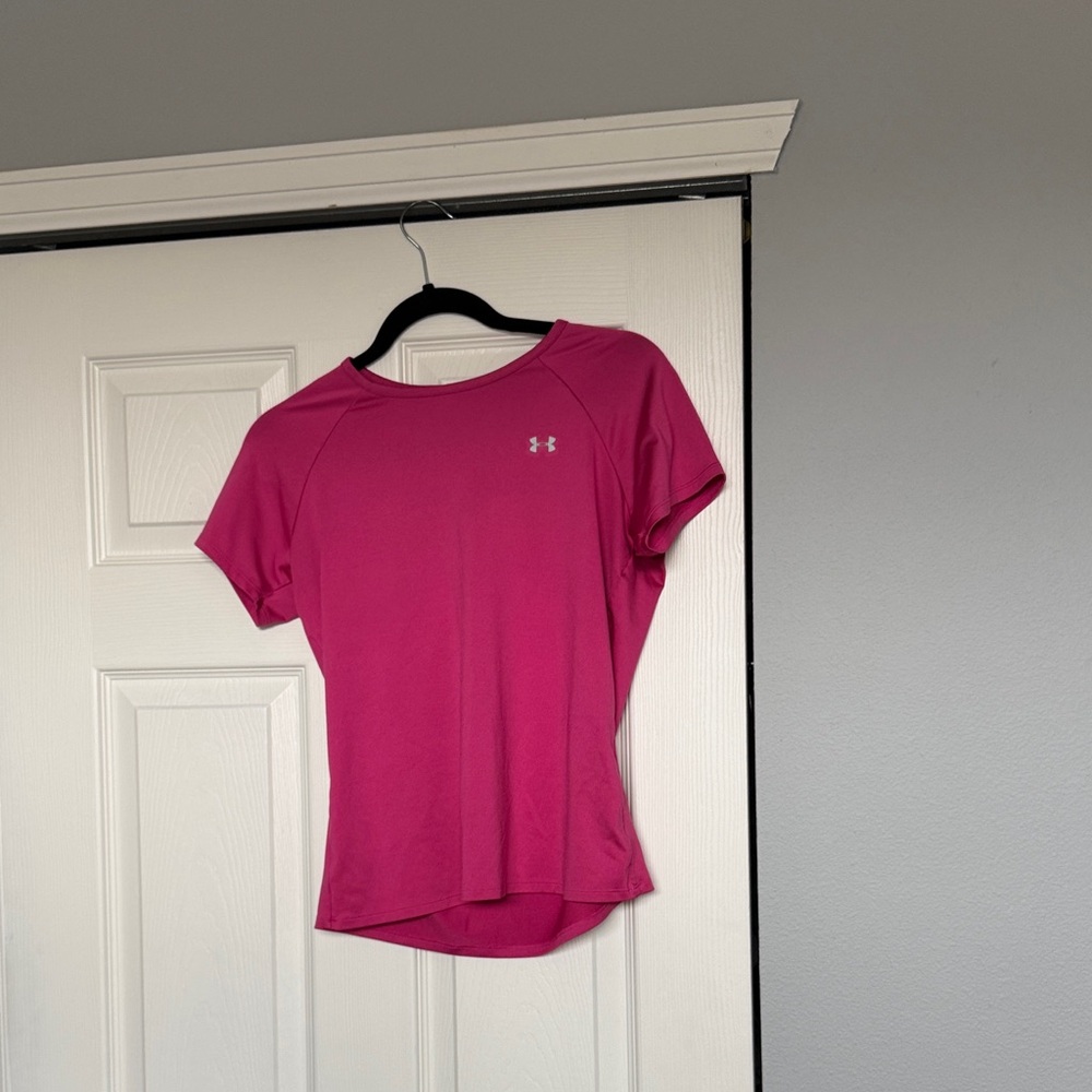 Under Armour Women's Hot Pink Short Sleeve Athletic Tee
